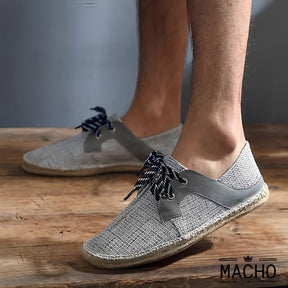 Sapatilha masculina, Sapatilhas elegantes, Moda casual, Sapatilhas de couro, Sapatilhas de camurça, Sapatilhas urbanas, Sapatilhas de marca, Estilo refinado, Tendências em calçados, Sapatilhas casuais, Sapatilhas para eventos, Sapatilhas de alta qualidade, Sapatilhas minimalistas, Sapatilhas versáteis, Sapatilhas para o escritório, Sapatilhas para ocasiões especiais