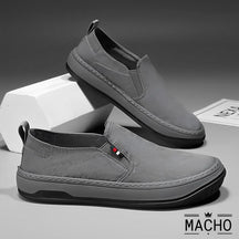 Sapatilha masculina, Sapatilhas elegantes, Moda casual, Sapatilhas de couro, Sapatilhas de camurça, Sapatilhas urbanas, Sapatilhas de marca, Estilo refinado, Tendências em calçados, Sapatilhas casuais, Sapatilhas para eventos, Sapatilhas de alta qualidade, Sapatilhas minimalistas, Sapatilhas versáteis, Sapatilhas para o escritório, Sapatilhas para ocasiões especiais